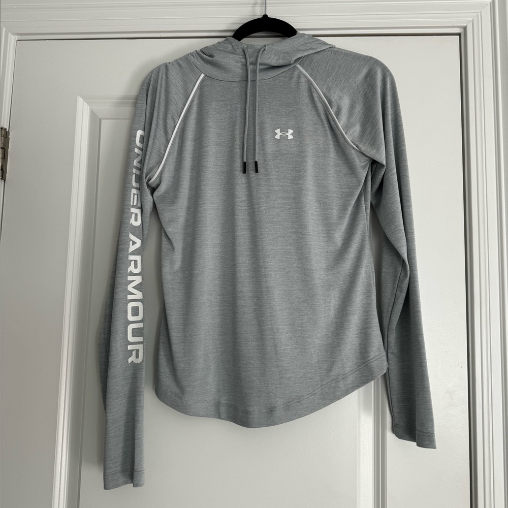 Women’s Under Armour long sleeve hoodie